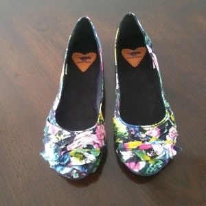 Floral flats